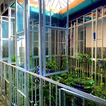 Hostal Lis Севилья Экстерьер фото