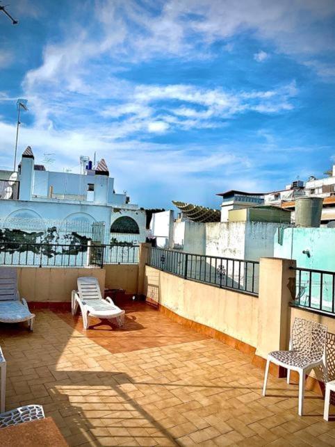 Hostal Lis Севилья Экстерьер фото